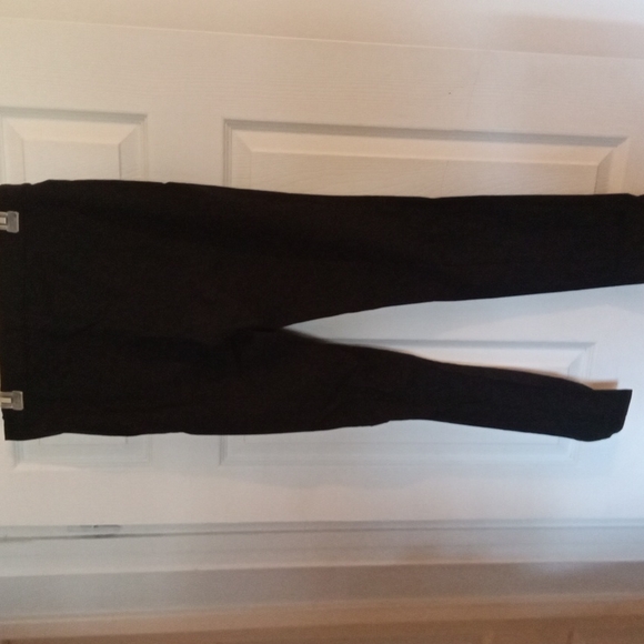 Woman slacks - Picture 4 of 4